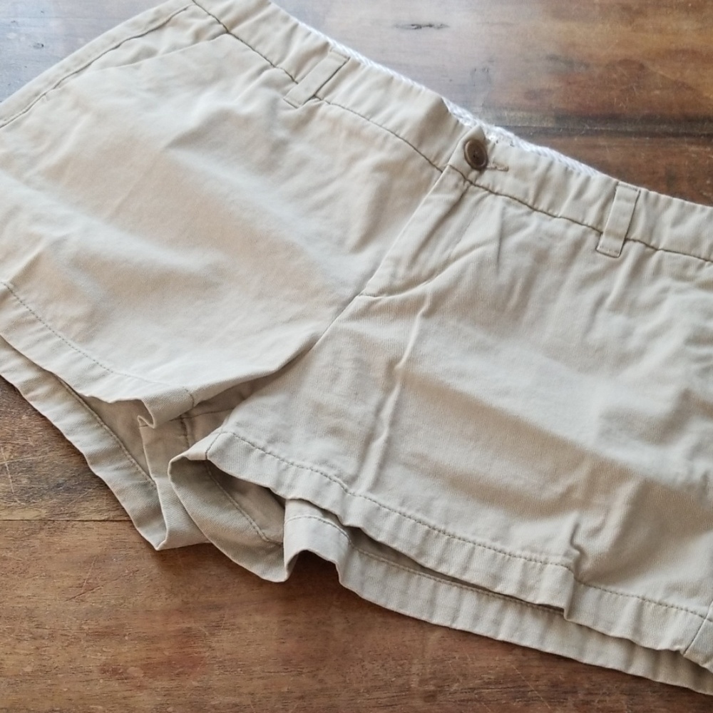 3" tan shorts